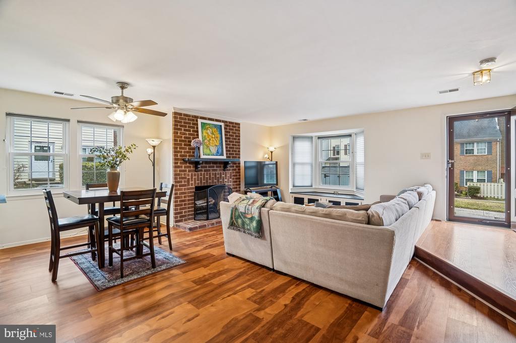 13115 MUSICMASTER DRIVE 90