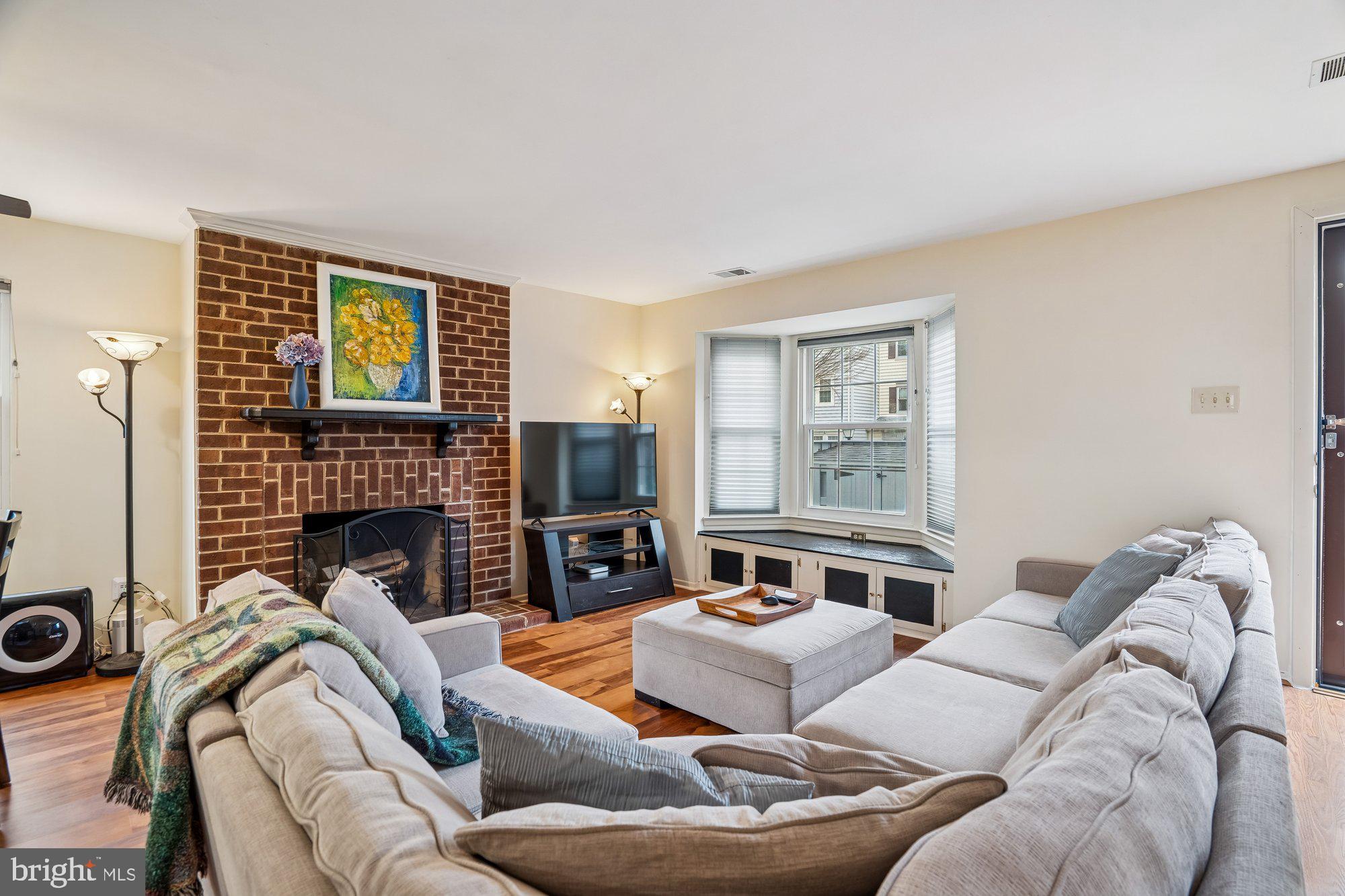 13115 MUSICMASTER DRIVE 90