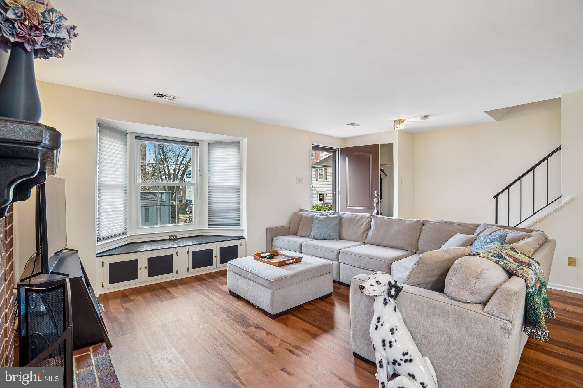 13115 MUSICMASTER DRIVE 90