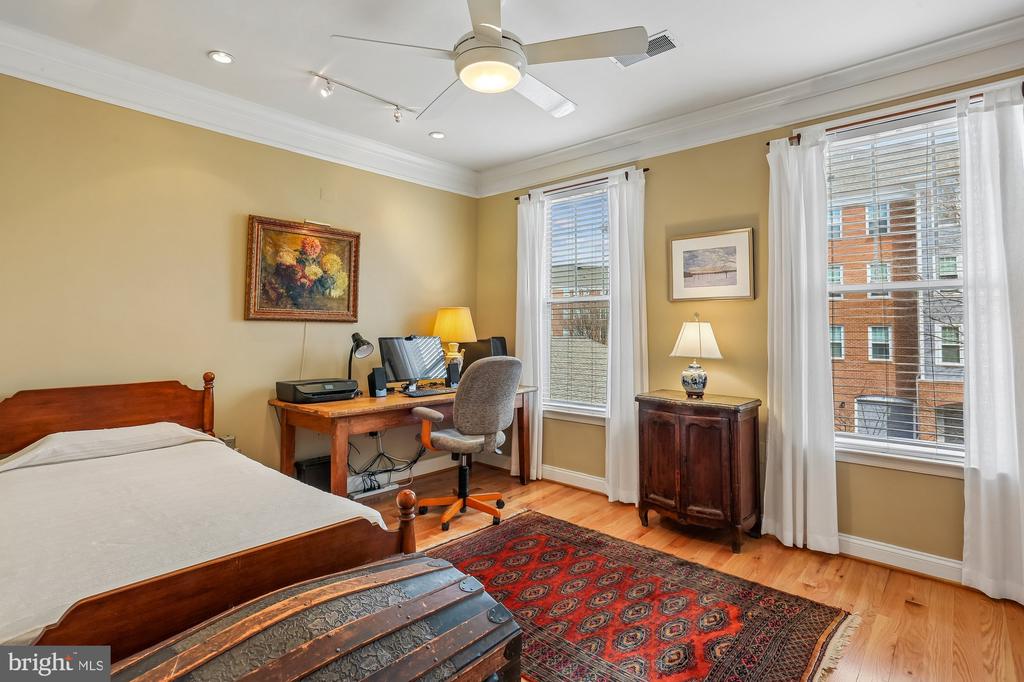 150 CHEVY CHASE STREET 205