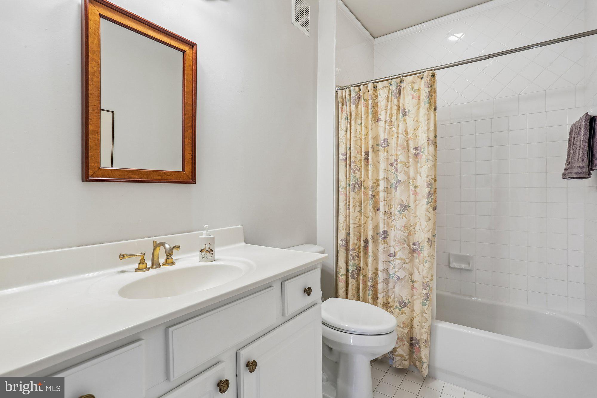 150 CHEVY CHASE STREET 205