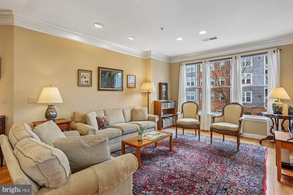 150 CHEVY CHASE STREET 205