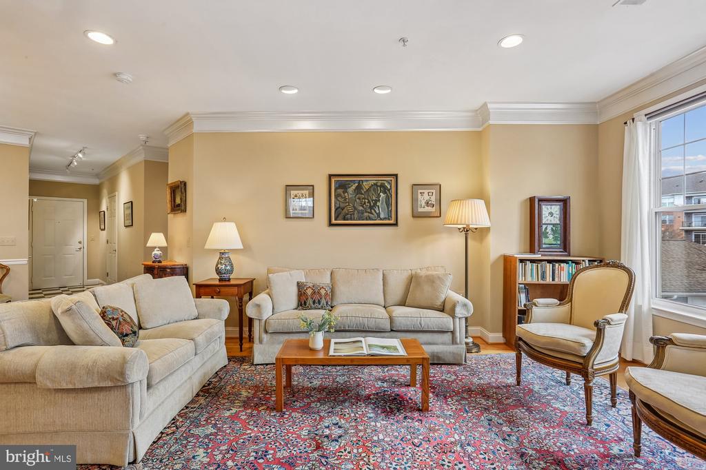 150 CHEVY CHASE STREET 205