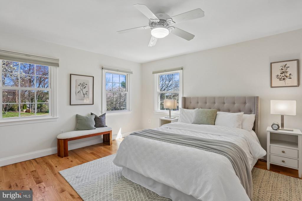 738 TIFFANY COURT