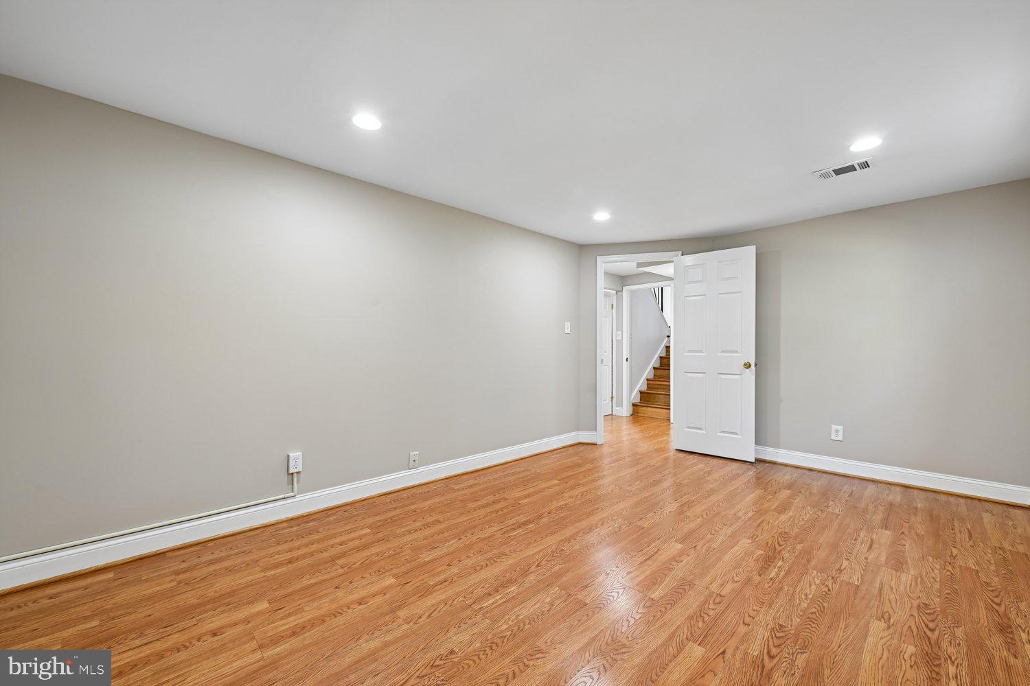 10706 STONEYHILL DRIVE