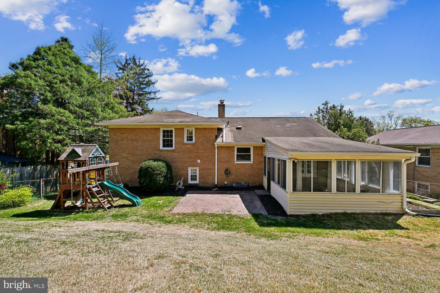 10706 STONEYHILL DRIVE