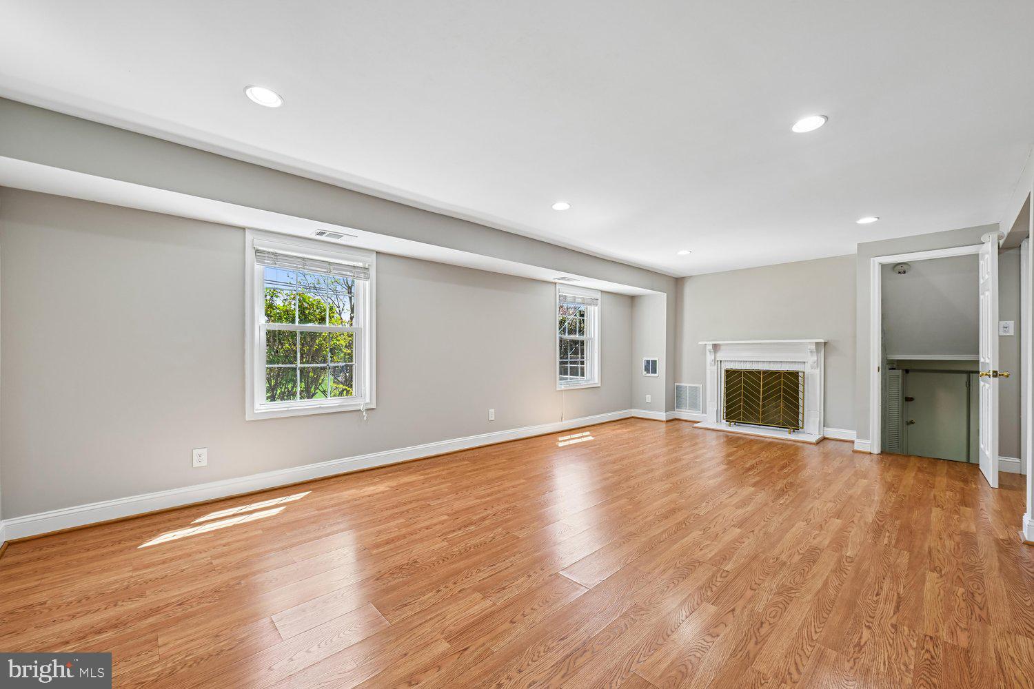 10706 STONEYHILL DRIVE