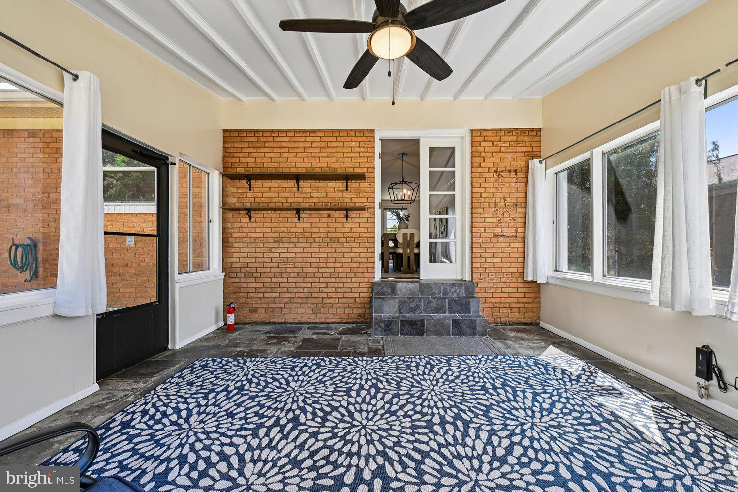 10706 STONEYHILL DRIVE