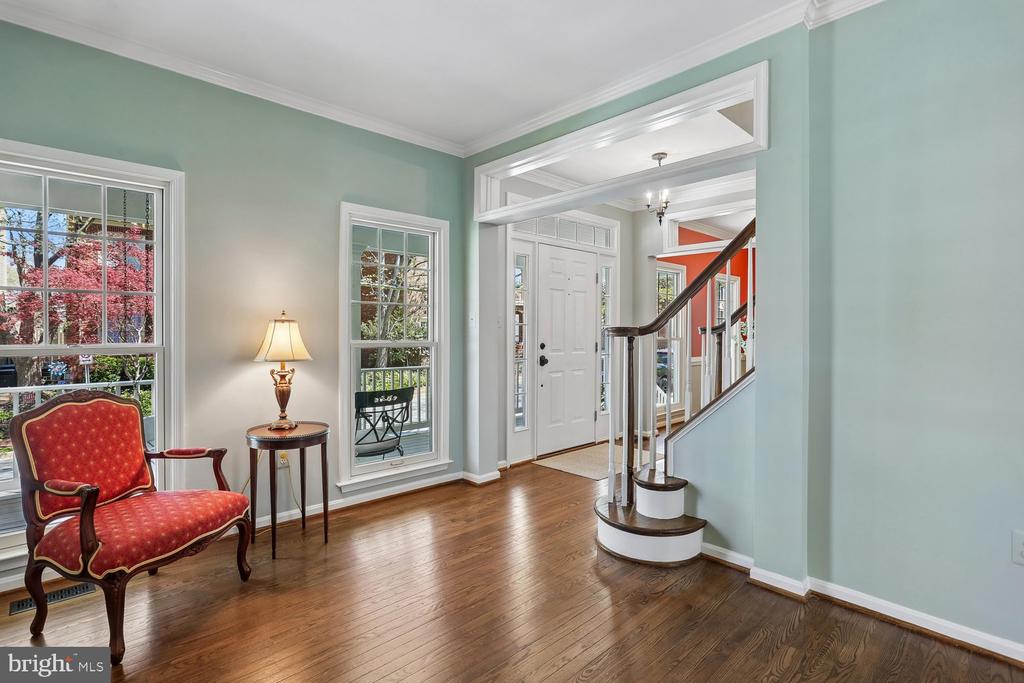 306 BECKWITH STREET