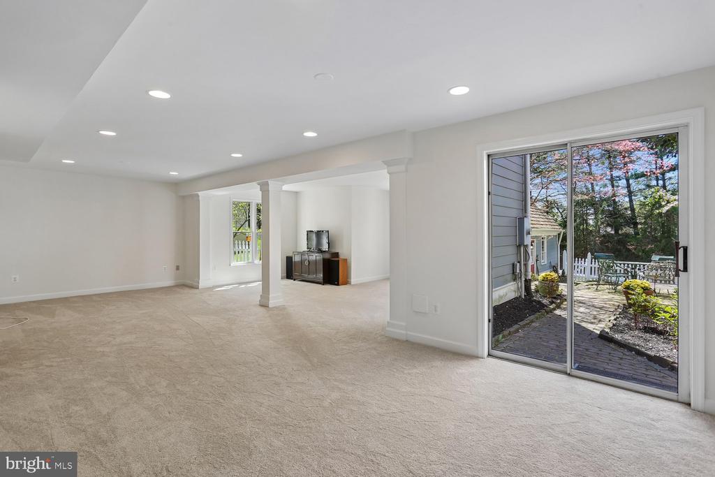 306 BECKWITH STREET