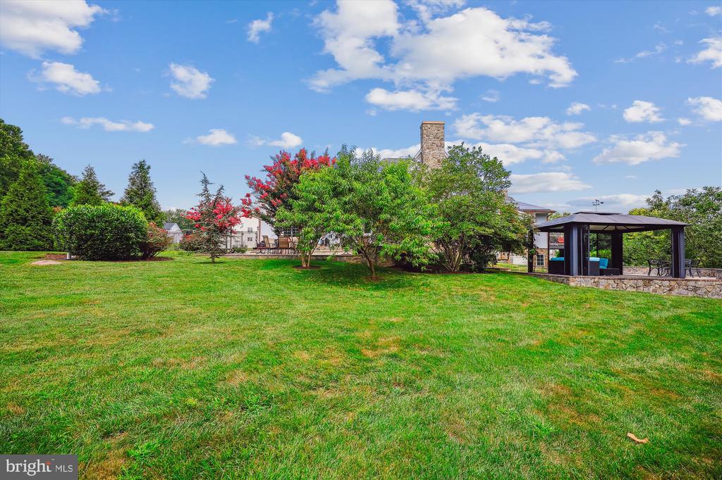 12900 QUAIL RUN COURT