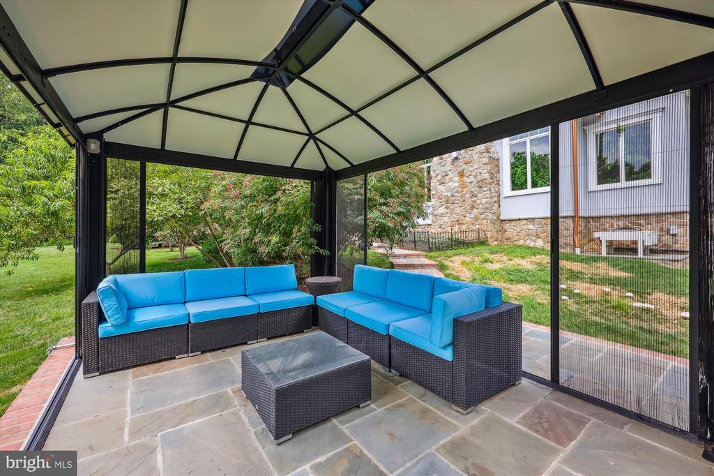 12900 QUAIL RUN COURT