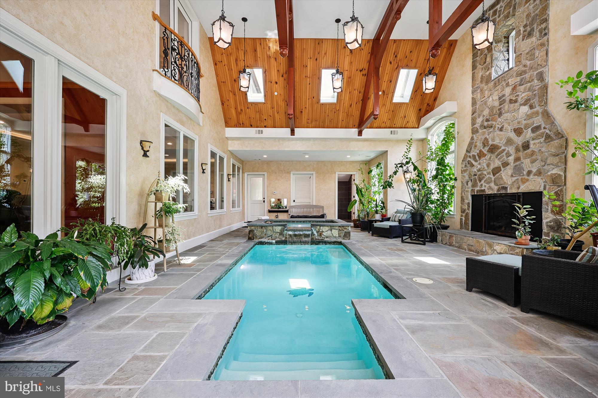 12900 QUAIL RUN COURT