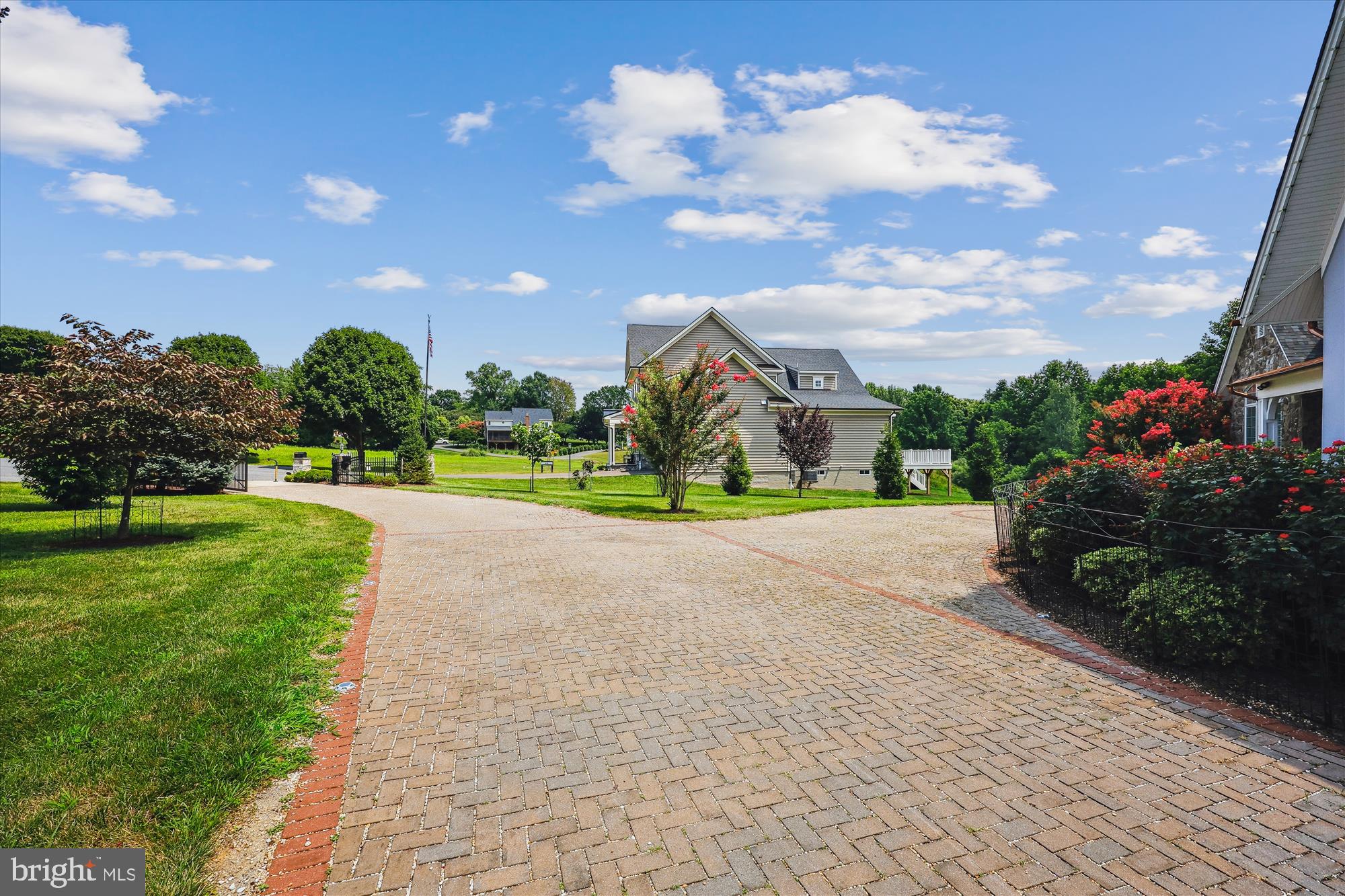 12900 QUAIL RUN COURT