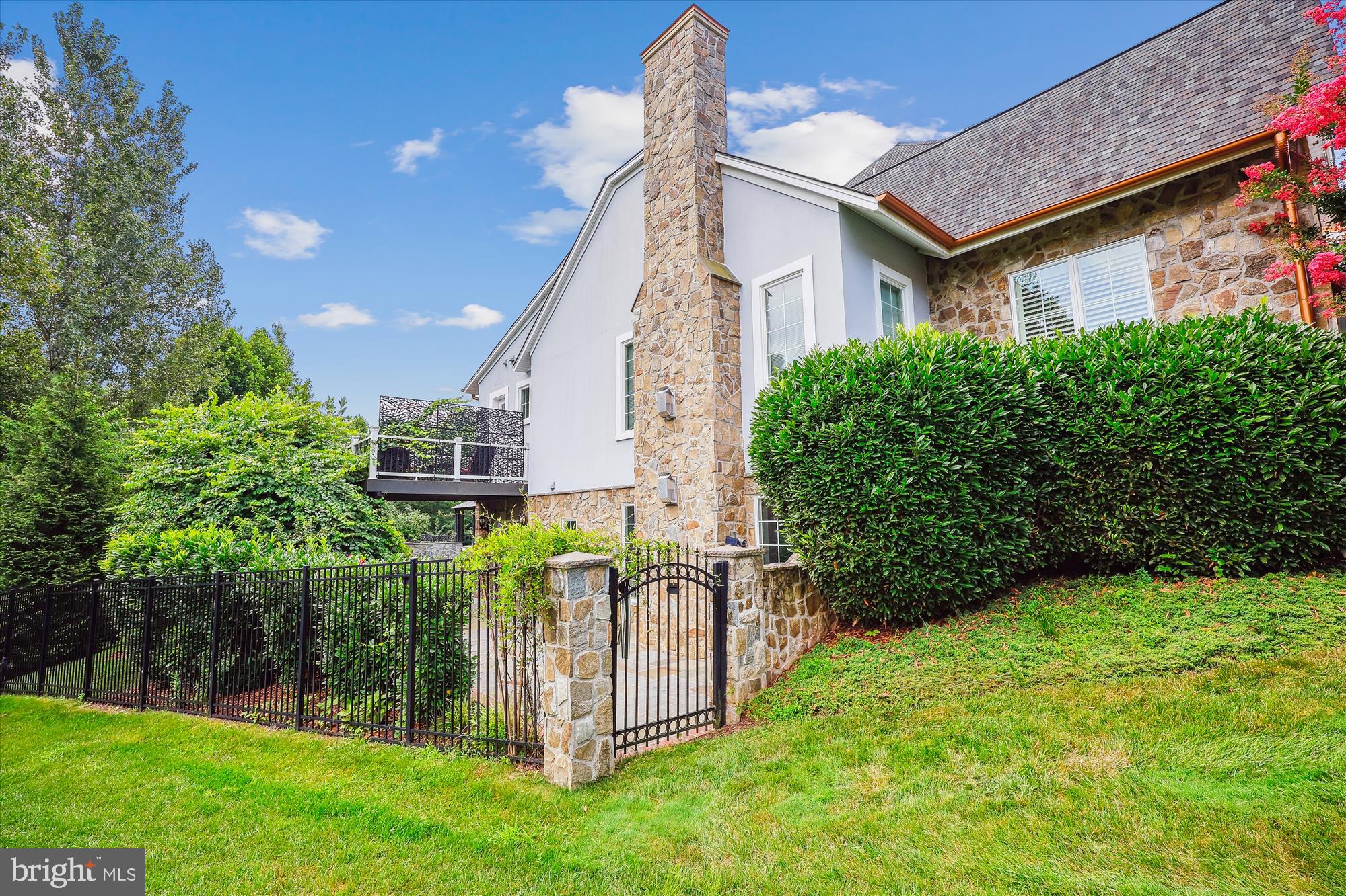 12900 QUAIL RUN COURT