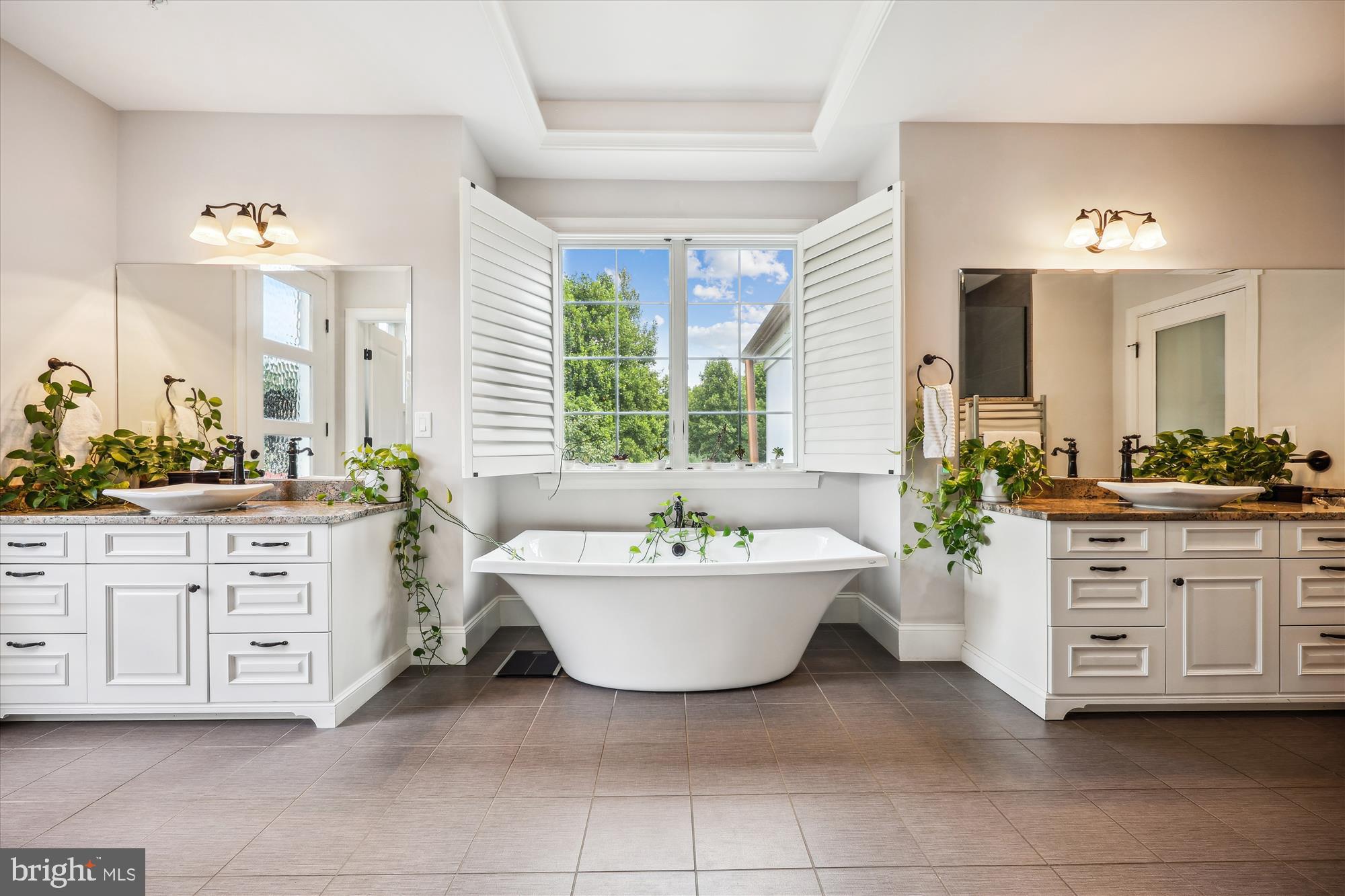 12900 QUAIL RUN COURT