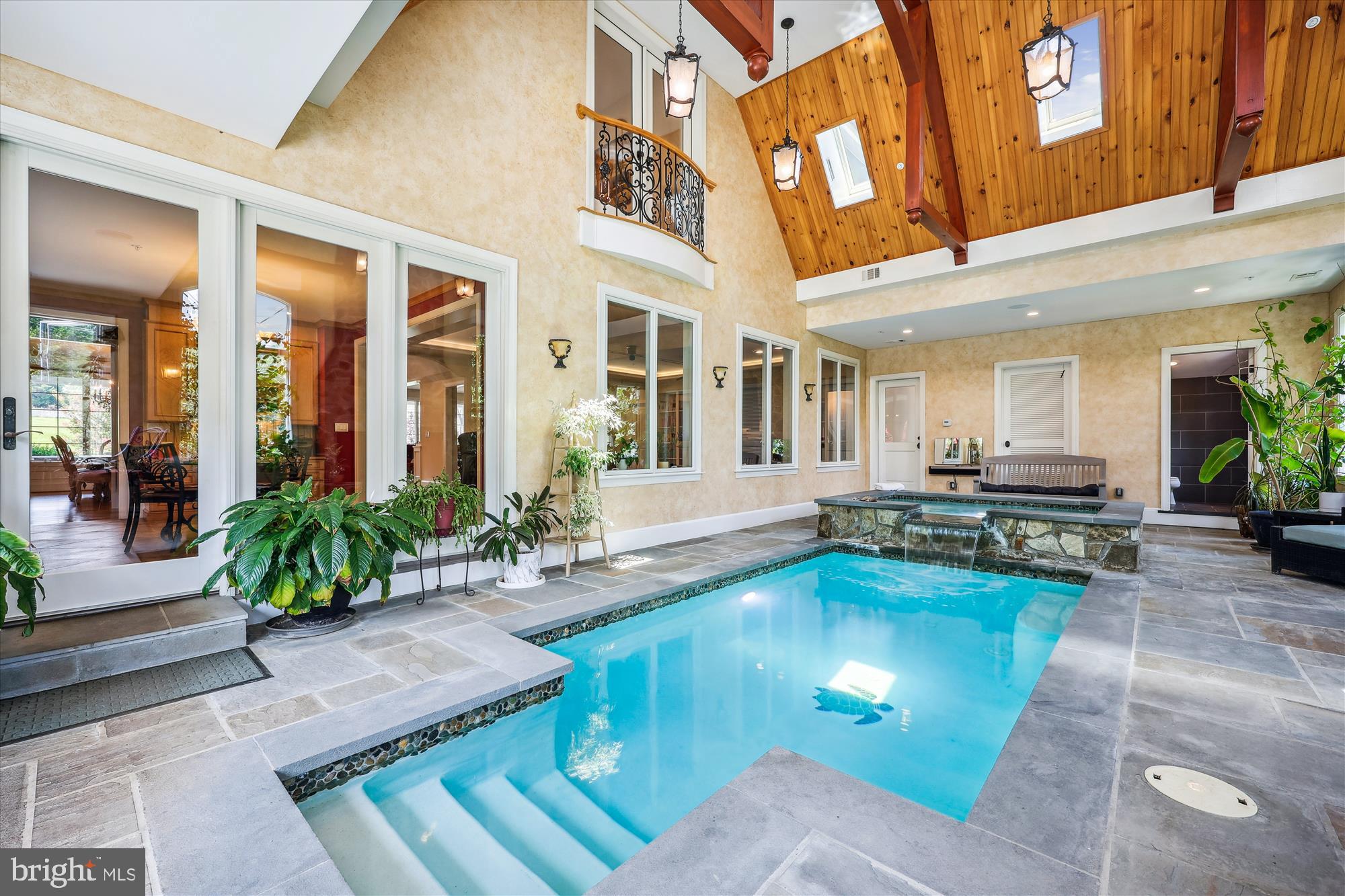 12900 QUAIL RUN COURT