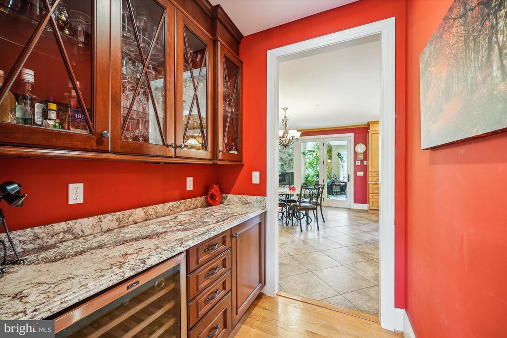 12900 QUAIL RUN COURT