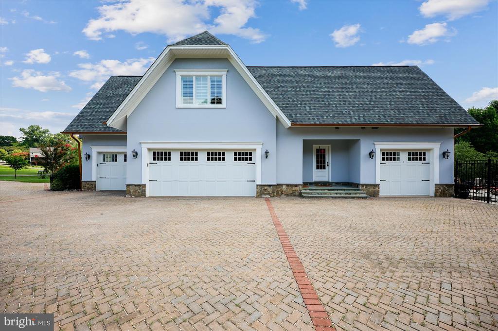12900 QUAIL RUN COURT