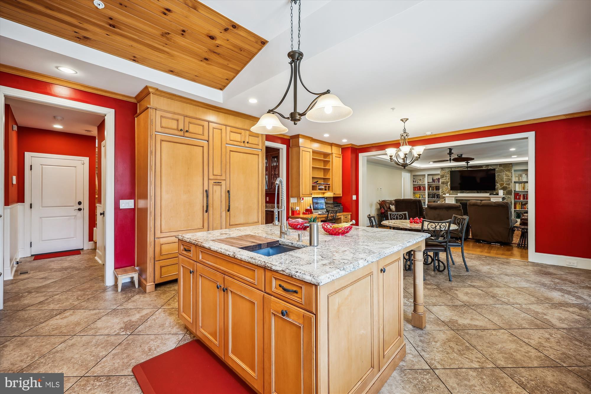 12900 QUAIL RUN COURT