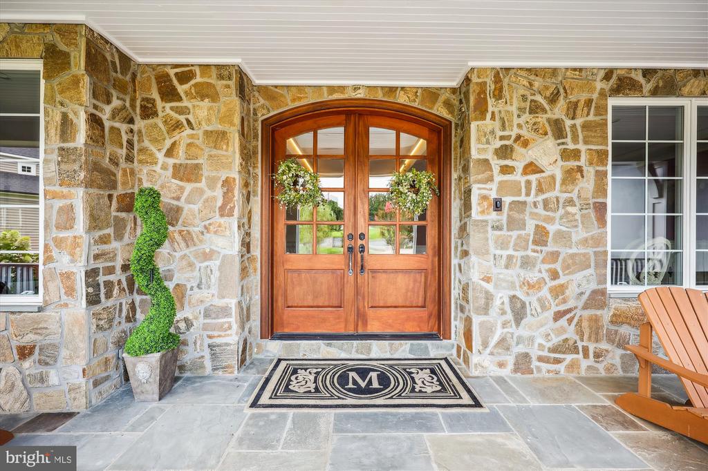 12900 QUAIL RUN COURT