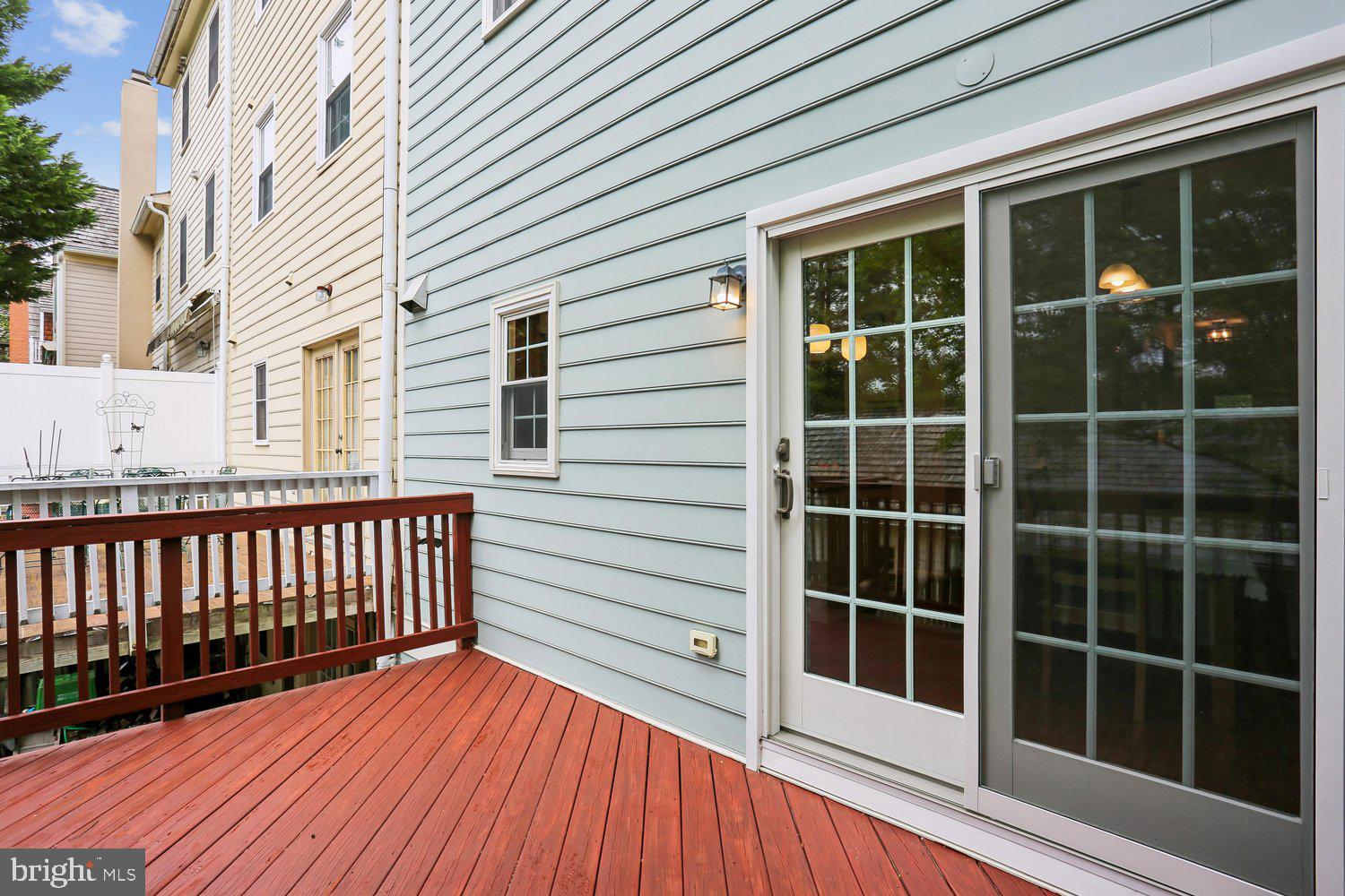 222 BECKWITH STREET