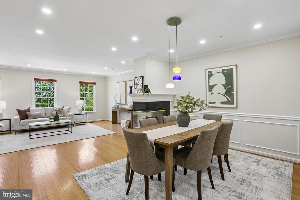 536 TSCHIFFELY SQUARE ROAD