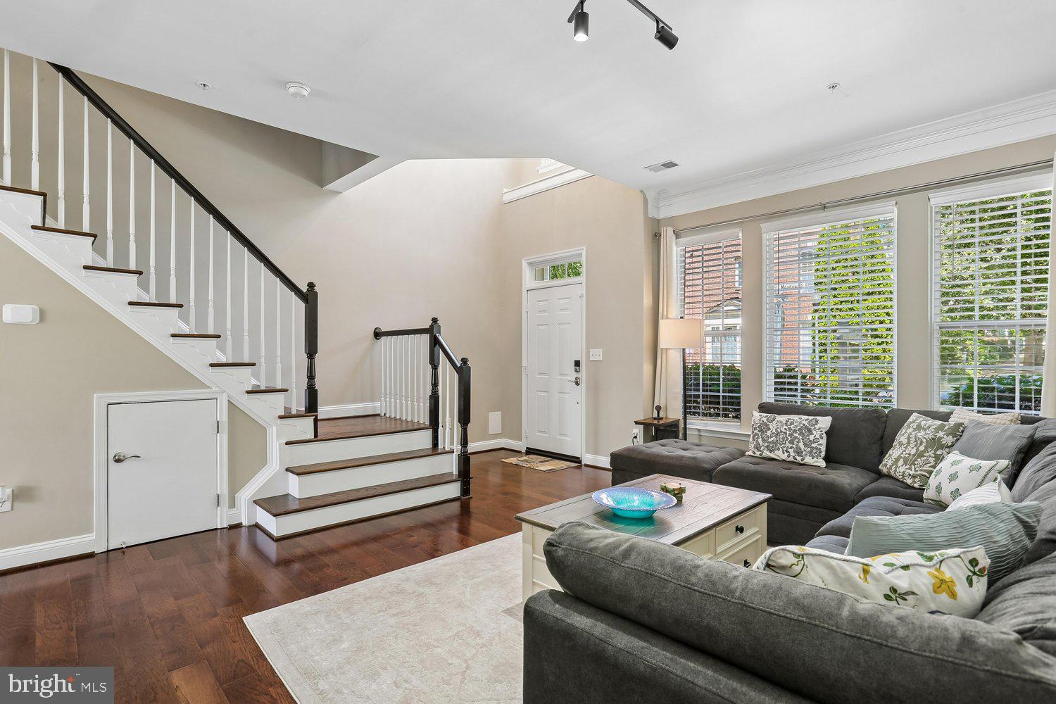514 BRIGHT MEADOW DRIVE