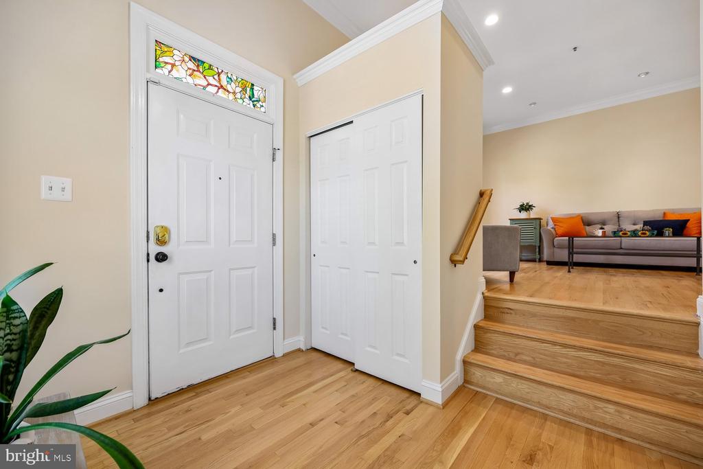 211 CHESTERTOWN STREET