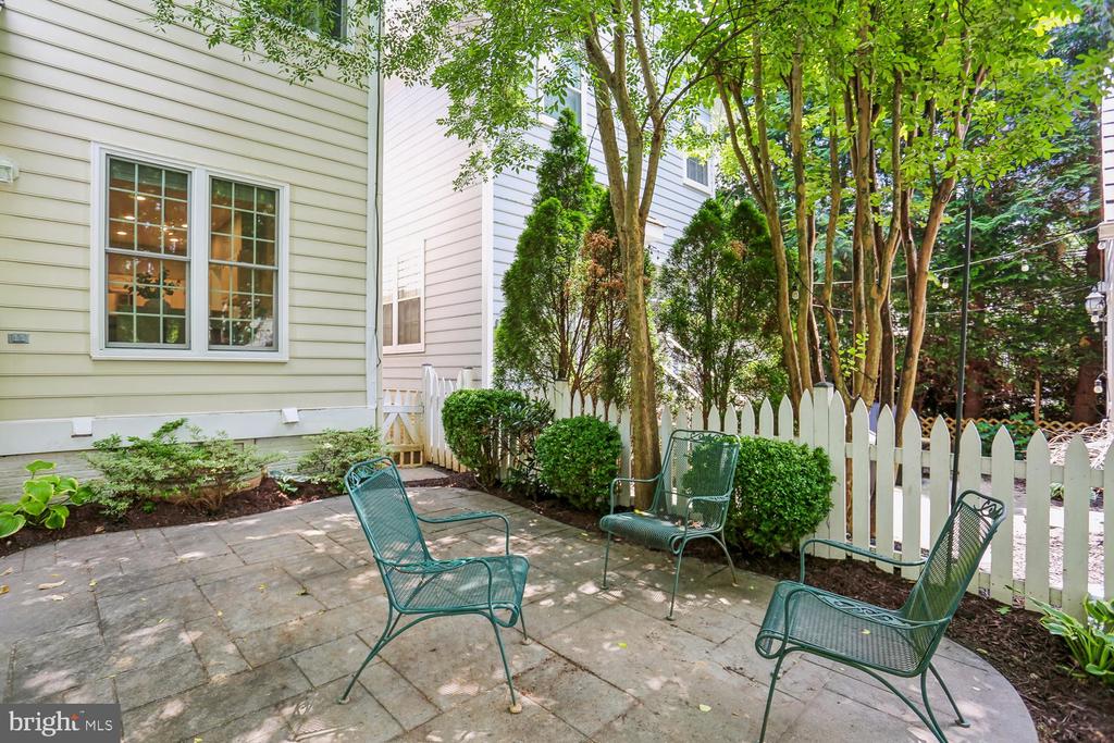 110 CLAGETT CROSSING PLACE