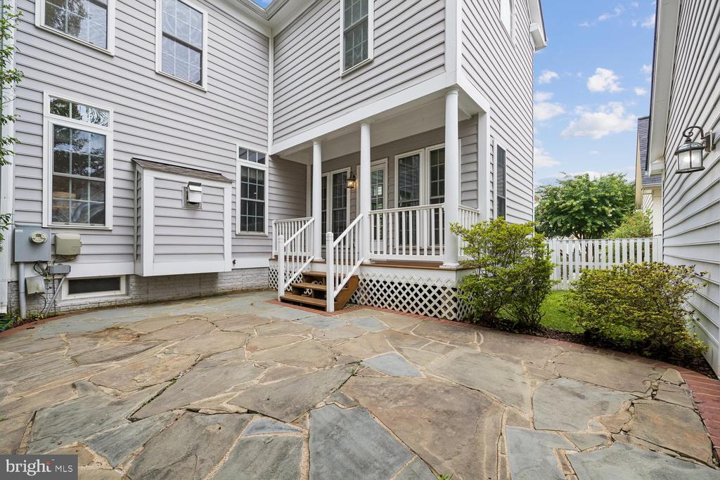 1379 MAIN STREET