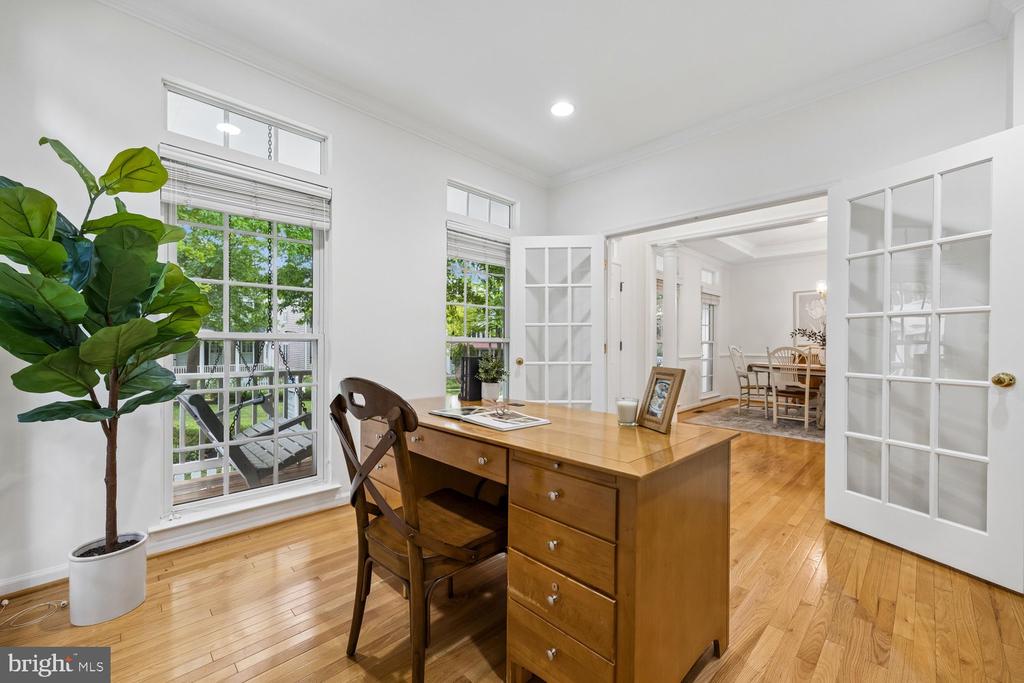 1379 MAIN STREET