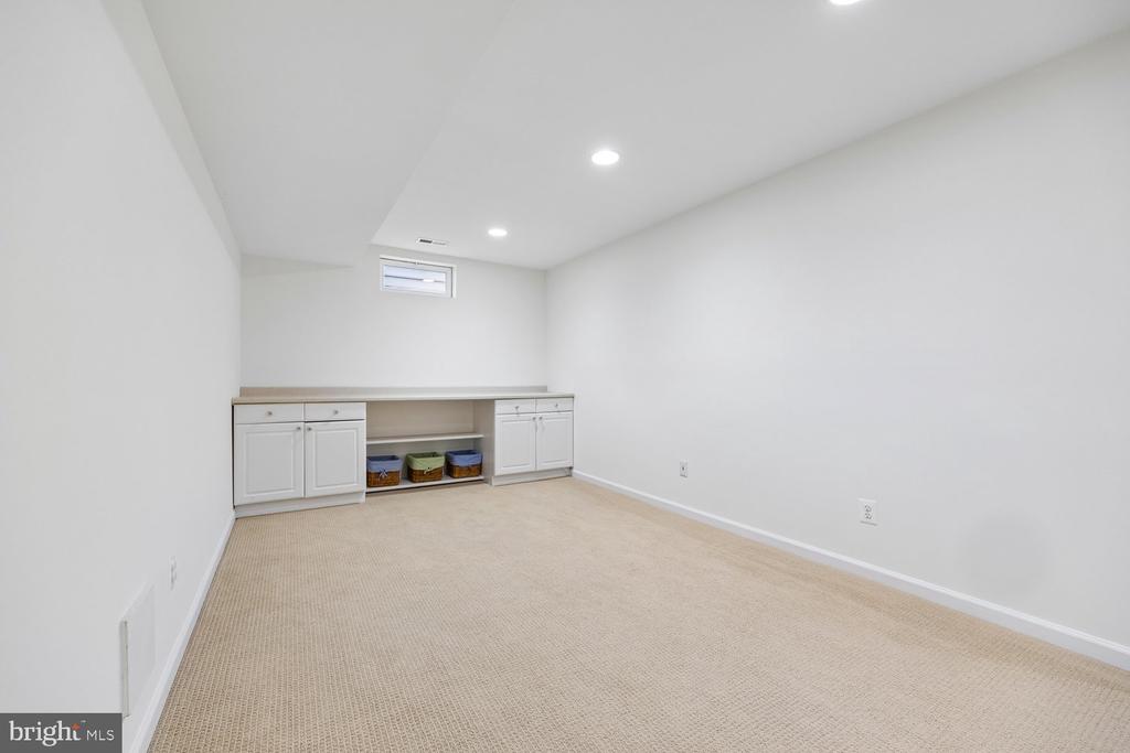 1379 MAIN STREET