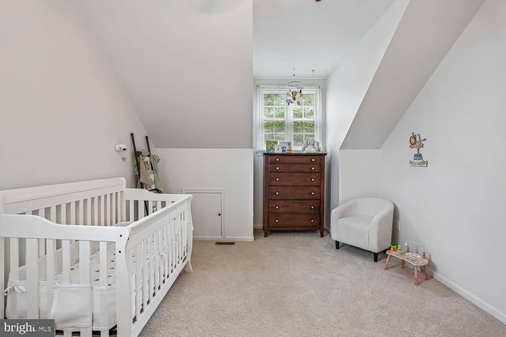 246 HART MEWS