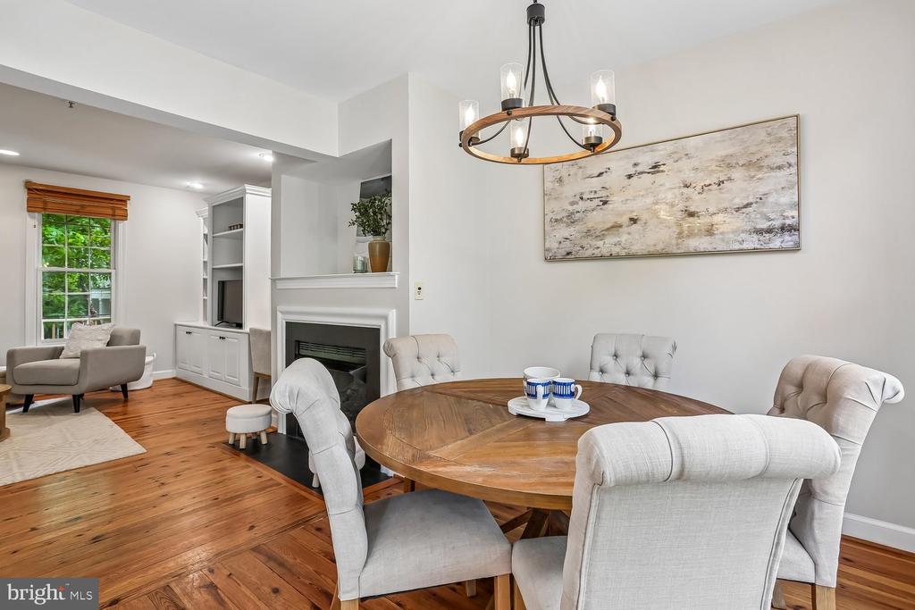246 HART MEWS