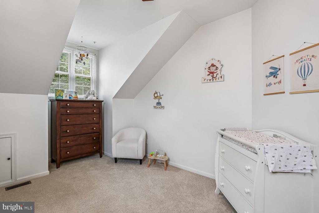 246 HART MEWS