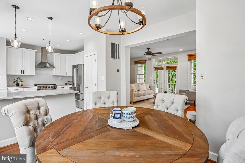 246 HART MEWS