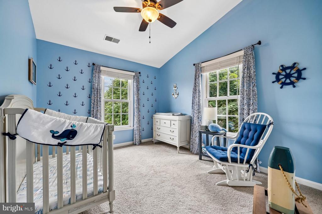 211 RIDGEPOINT PLACE