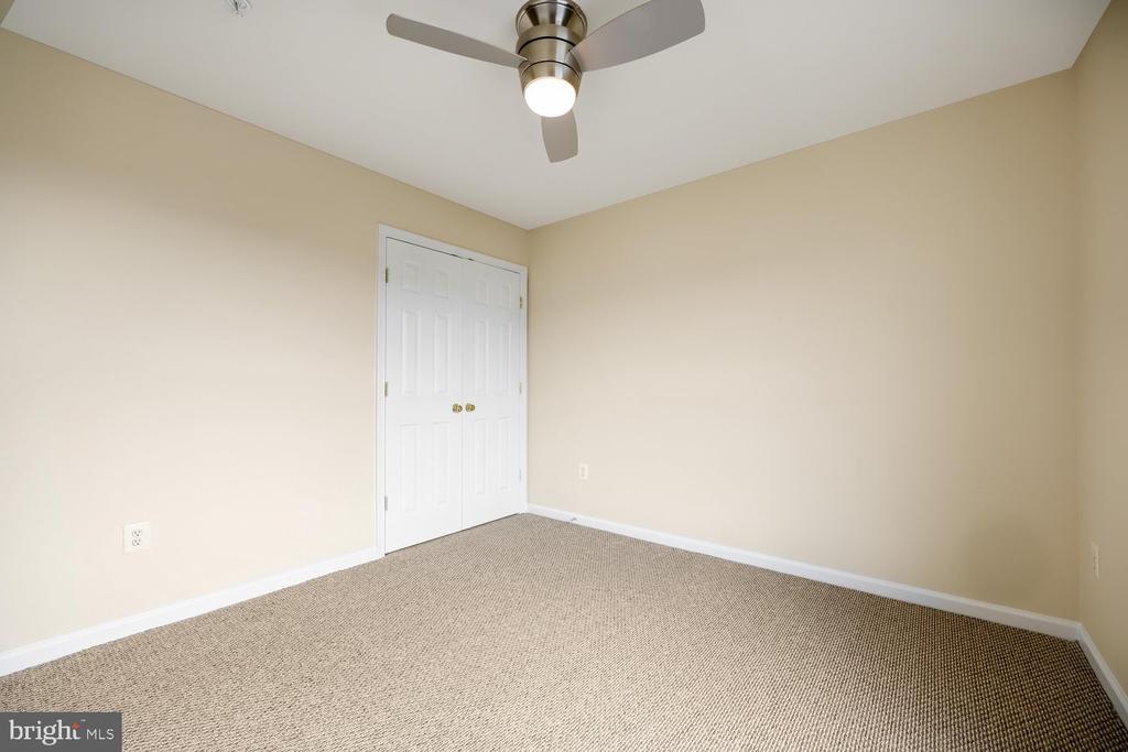 621 MAIN STREET Unit: 621-B