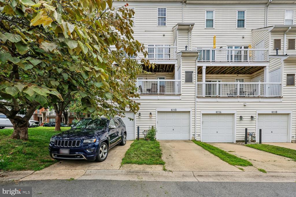 621 MAIN STREET Unit: 621-B
