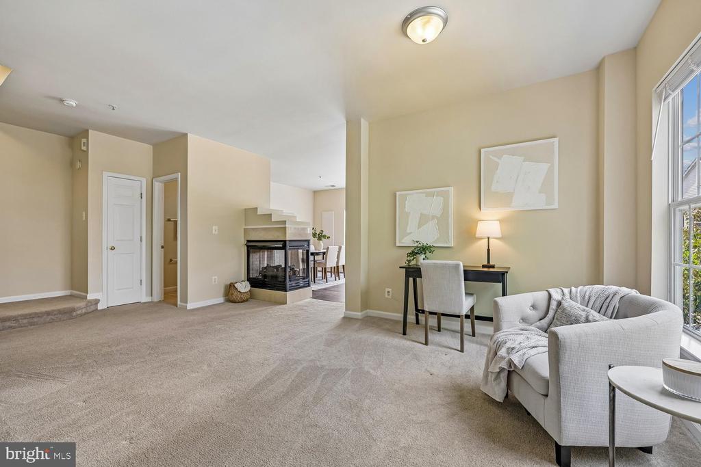 621 MAIN STREET Unit: 621-B