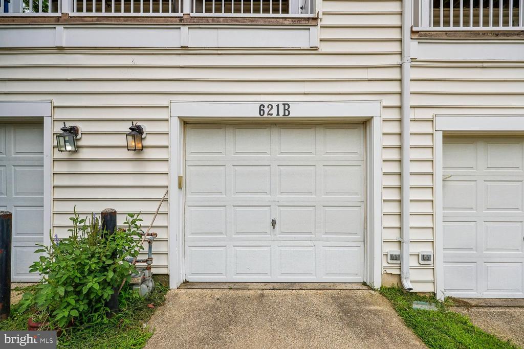 621 MAIN STREET Unit: 621-B