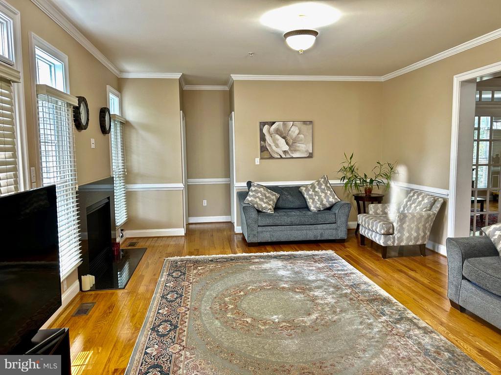 202 MARTINS LANE