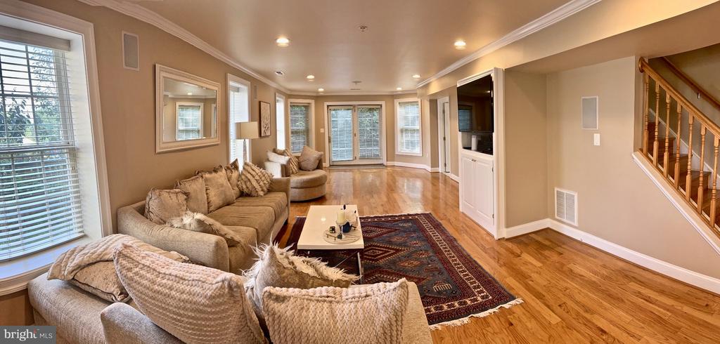 202 MARTINS LANE