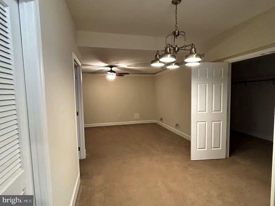 304 ROBENA WAY