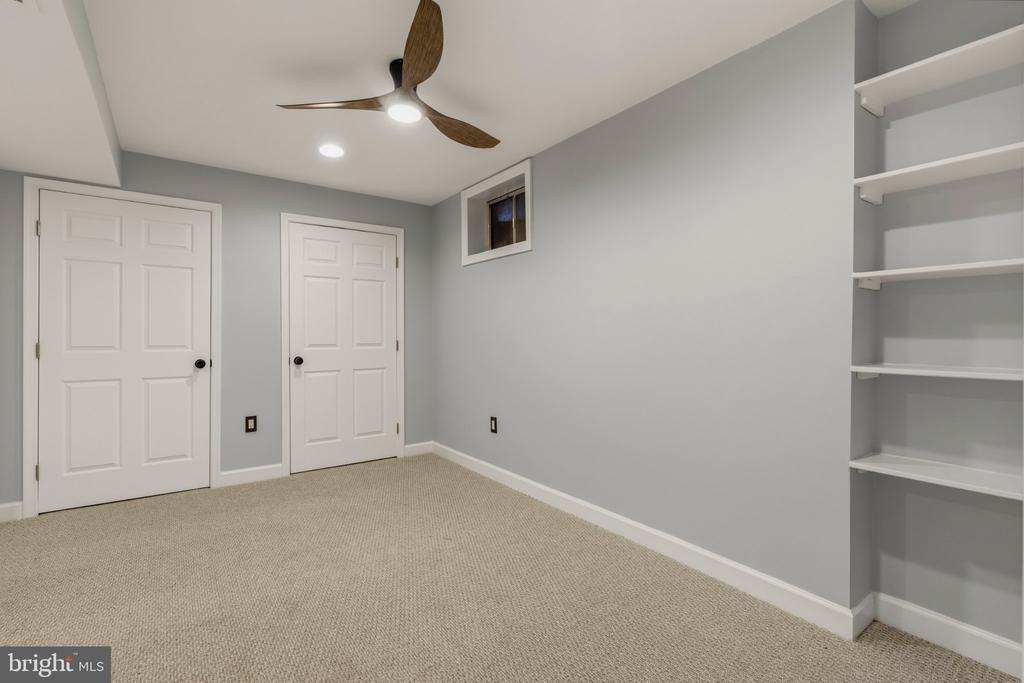 636 KENT OAKS WAY