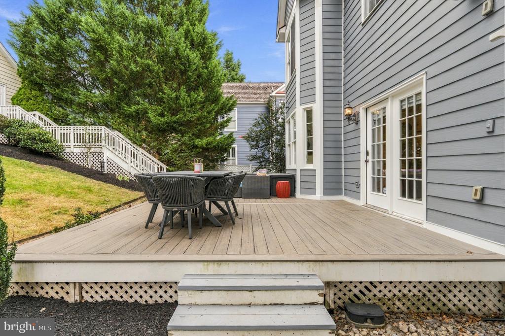 636 KENT OAKS WAY