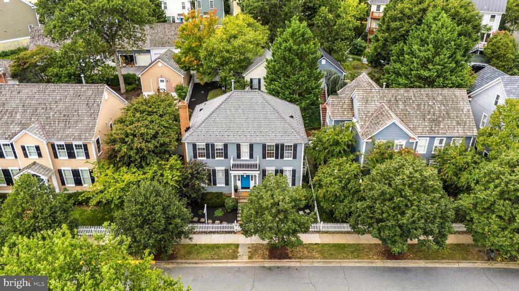 636 KENT OAKS WAY
