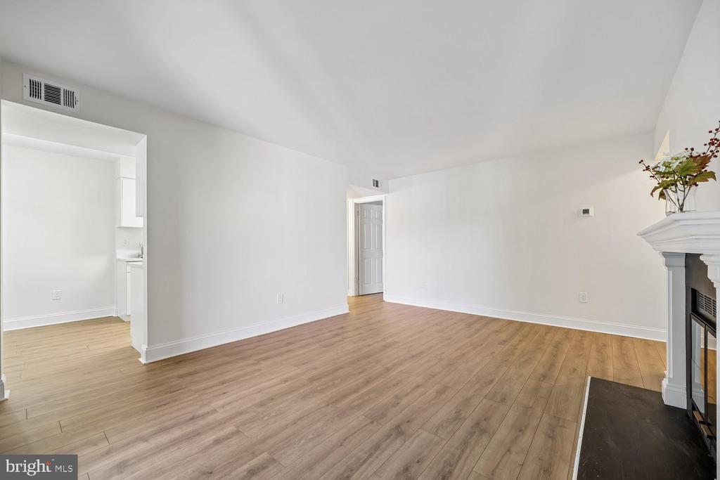 20217 SHIPLEY TERRACE Unit: 2-B 20