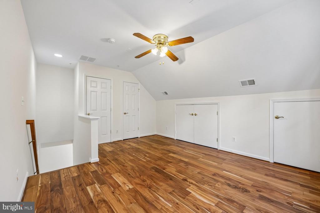 321 CASEY LANE